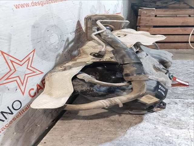 Foto 4ª: Deposito AdBlue Nissan NV400 L2H2 3.5T DOKA COMFORT [M9T704] (2016)