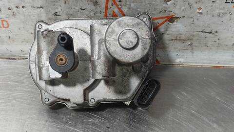 Foto 3ª: Caja Mariposa Audi A6 3.0 TDI QUATTRO 165KW) BERLINA 225CV [BMK] (2005)