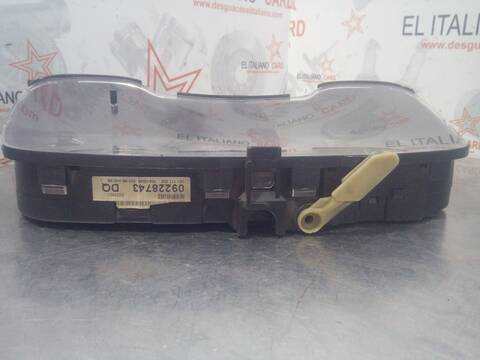 Foto 3ª: Cuadro de Instrumentos Opel Astra COMFORT BERLINA 101CV 74KW [Y20DTH] (2001)