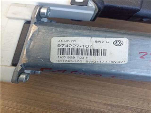 Foto 2ª: Elevalunas Eléctrico Trasero Izquierdo Volkswagen Passat 2.0 TDI 16V [BKP]