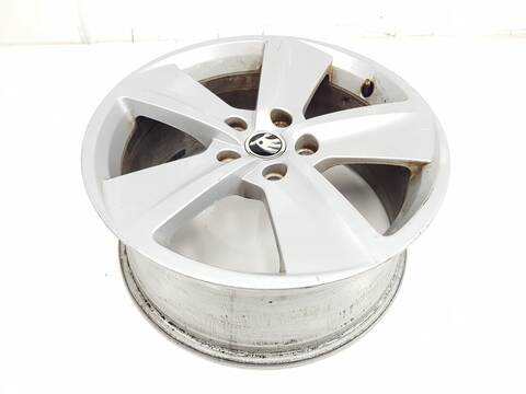 Foto 2ª: LLanta Aleacion Skoda Superb AMBITION [DFGA] (2015)