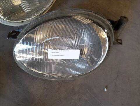 Faro Izquierdo Toyota Corolla 1.6 LINEA LUNA 5-PTAS.) [1.6 LTR. 79KW 16V CAT]