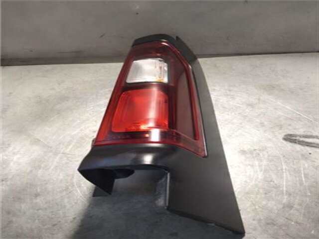 Piloto Trasero Derecho Opel Vivaro 1.5 M (L2) [1.5 LTR. - 75 KW CDTI DPF]