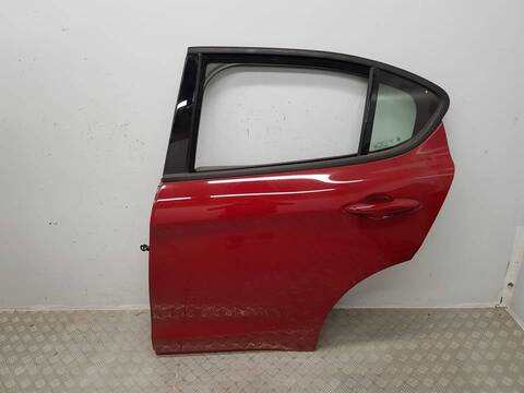 Puerta Trasera Izquierda Alfa Romeo Stelvio BASIS 2WD