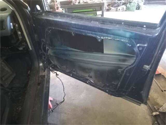 Foto 2ª: Puerta Delantera Derecha Volkswagen Golf 1.9 TDI [AJM]
