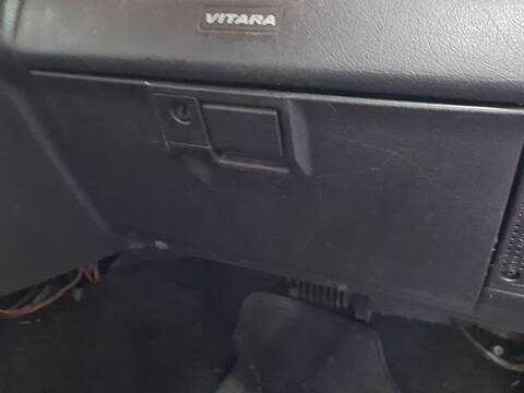 Guantera Suzuki Vitara 1.6 SE 416) 95CV 70KW