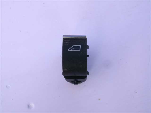Botonera Elevalunas Ford Focus 1.5 TDCI 2014-2018