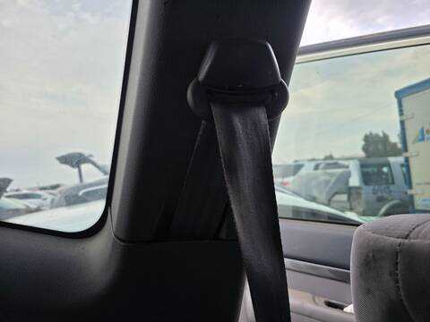 Cinturón Trasero Izquierdo Ssangyong Rodius D20DTR