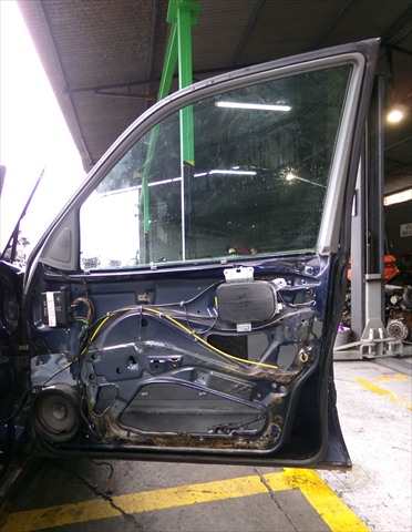 Foto 2ª: Puerta Delantera Derecha Mercedes Clase E 270 2.7 CDI W210,1999-2002 [612961] (2001)