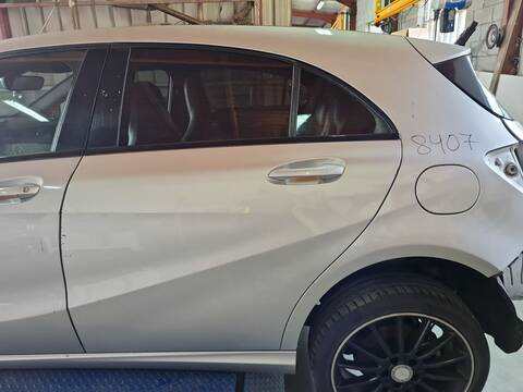 Puerta Trasera Izquierda Mercedes Clase A 140 A 200 CDI - D 176.008) 136CV 100KW
