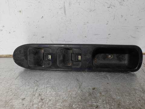 Botonera Elevalunas Peugeot 307 XR CLIM PLUS 109CV 80KW