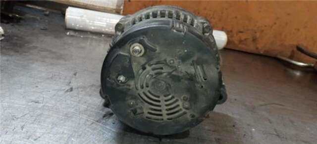 Foto 3ª: Alternador Mercedes Clase V 200 V 230 TD (638.274) [OM 601.970]