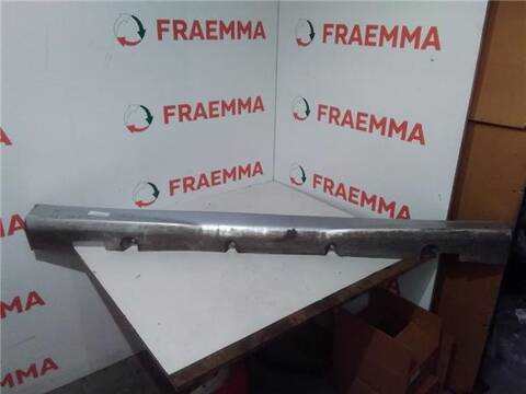 Estriberas Toyota Yaris 1.3 BASICO [1.3 LTR. 64KW CAT]