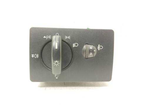 Mando Luces Ford Focus AMBIENTE D) BERLINA 90CV 66KW