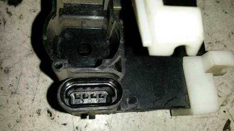 Foto 3ª: Cerradura Puerta Delantera Izquierda Opel Sintra 2.2 16V CAT X 22 XE) 141CV 104KW [X22XE] (1997)