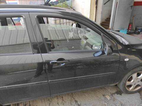 Puerta Delantera Derecha Mazda 2 FYJA BERLINA