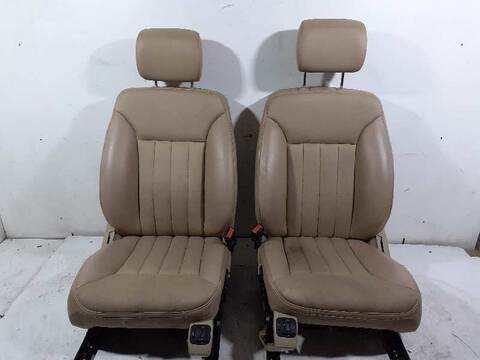 Asientos Traseros Mercedes Clase G 230 500 4-MATIC 164.886) 388CV 285KW