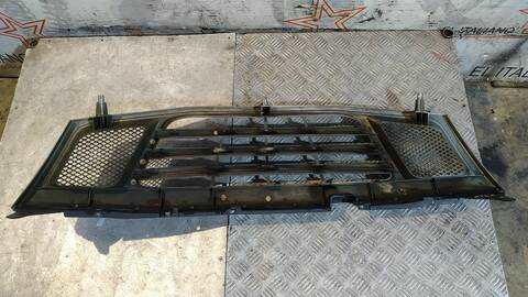 Foto 4ª: Rejilla Delantera Ssangyong Rexton RX 270 FULL 163CV 120KW [D27DT] (2005)