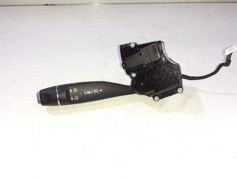Foto 2ª: Mando Multifuncion Mercedes Clase V 200 136CV 100KW