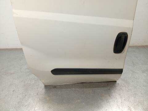 Foto 2ª: Puerta Lateral Corredera Derecha Opel Combo 1.3 CDTI B05) 90CV 66KW FURGONETA [263A2000] (2013)