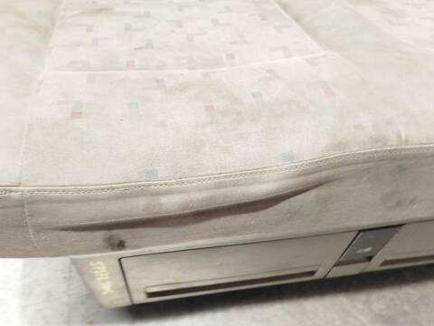 Foto 4ª: Asientos Traseros Volkswagen Multivan 2.5 TDI 130CV 96KW [AXD] (2005)