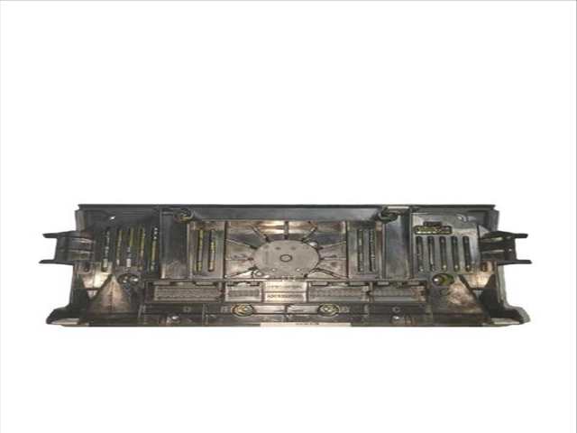 Foto 3ª: Mando Climatizador Audi Q3 2.0 TDI (2011)