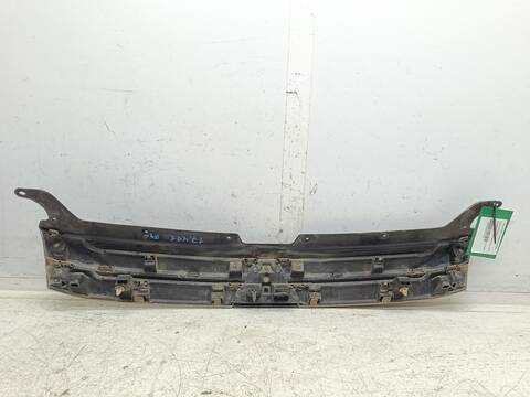 Foto 2ª: Rejilla Delantera Mitsubishi Outlander 2.2 DI-D CAT 150CV 110KW [4N14] (2014)