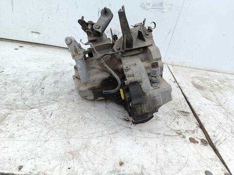 Foto 2ª: Caja Cambios Honda Civic 1.7 CTDI LS BERLINA 101CV 74KW [4EE2] (2004)