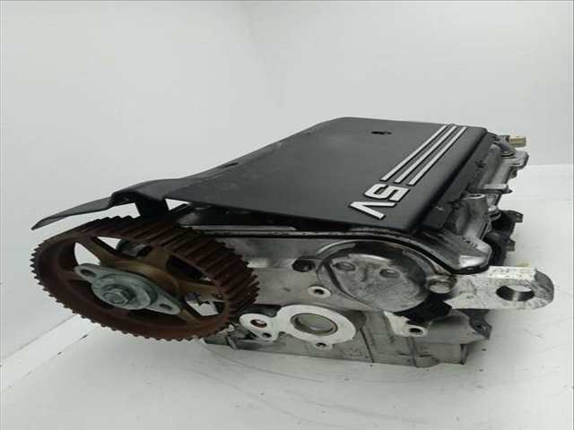 Foto 3ª: Culata Audi A6 2.4 121KW) BERLINA 165CV [APS] (2000)