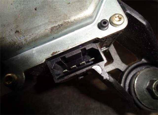 Foto 3ª: Motor Limpia Delantero Ford Fiesta 1.6 KEDUMMIES [1.6 LTR. - 66 KW TDCI CAT] [HHJB]