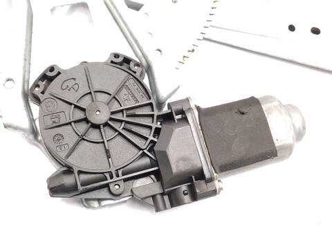 Foto 2ª: Elevalunas Manual Trasero Derecho Nissan Note 1.5 DCI 86CV 63KW [K9K] (2006)