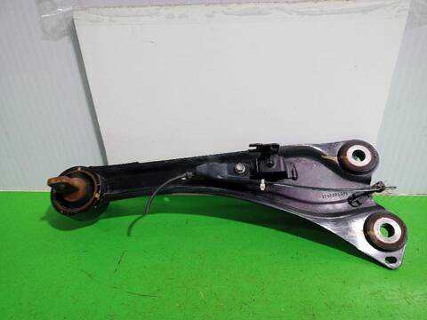 Foto 2ª: Brazo Suspension Trasero Izquierdo Toyota Auris HYBRID FEEL EDITION 136CV (2013)