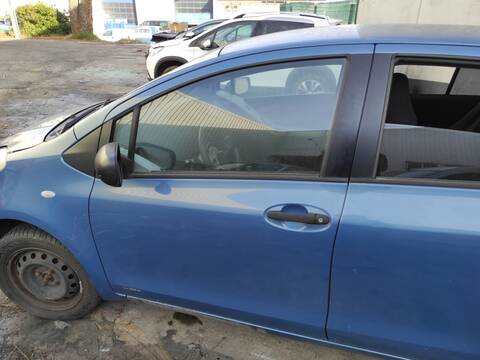 Puerta Delantera Izquierda Toyota Yaris 1KR