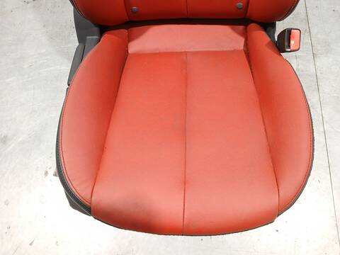 Foto 3ª: Asiento Delantero Derecho Mazda MX5 2.0 NC18) 160CV 118KW III NC) [LFY7,LFG8,LFG7,LFZD] (2006)