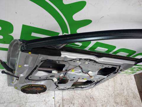 Foto 3ª: Puerta Delantera Derecha Mazda 6 2.0 16V CAT BERLINA 136CV 100KW [FS2C] (2001)