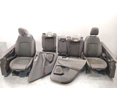 Asientos Traseros Ford Kuga 2.5 DURATEC PLUG-IN-HYBRID 152CV 112KW