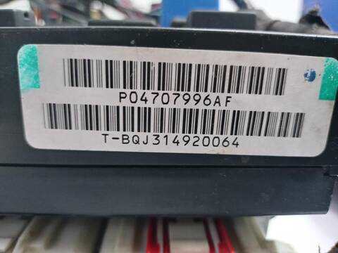 Foto 3ª: Caja Reles Fusibles Chrysler Voyager 2.5 TD FAMILY 116CV [425CLIRSX] (1995)