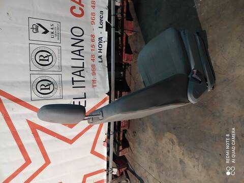 Foto 4ª: Asiento Delantero Izquierdo Volkswagen Crafter CAJA CERRADA 30 BATALLA CORTA 109CV 80KW [BJK] (2008)