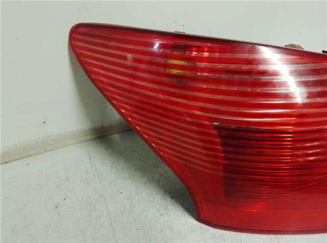 Foto 2ª: Piloto Trasero Izquierdo Peugeot 407 2.0 HDI 135 [RHR (DW10BTED4)]