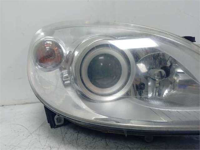 Foto 2ª: Faro Derecho Mercedes Clase B 150 2.0 180 CDI (245.207) [2.0 LTR. - 80 KW CDI CAT]
