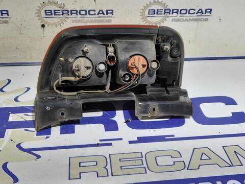 Foto 3ª: Piloto Trasero Derecho Ssangyong Kyron 2.0 XDI 141CV [D20DT] (2005)