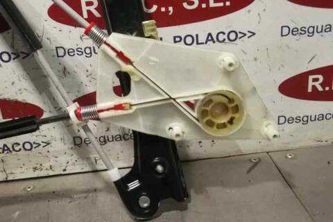 Foto 2ª: Elevalunas Eléctrico Delantero Derecho Volkswagen Polo 1.4 FSI 85CV 63KW [CGG] (2011)
