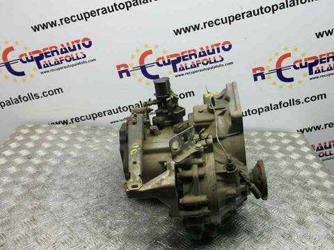 Foto 2ª: Caja Cambios Volkswagen Golf VERSION INDEFINIDA (1983)