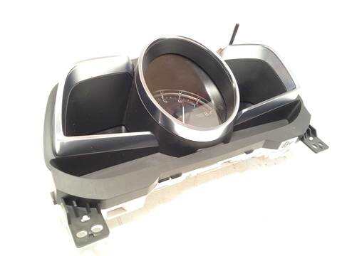 Cuadro de Instrumentos Mazda CX3 2.0 SKYACTIV-G DK)