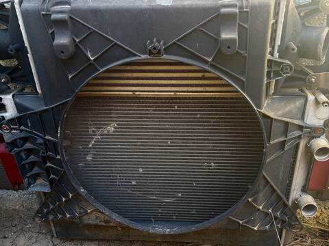 Foto 3ª: Rejilla Delantera Iveco Daily FURGON (2002)