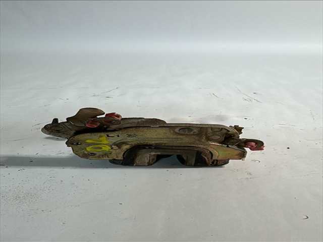 Foto 2ª: Cerradura Puerta Delantera Derecha Nissan Terrano 2.7 DIESEL [TD27] (1994)