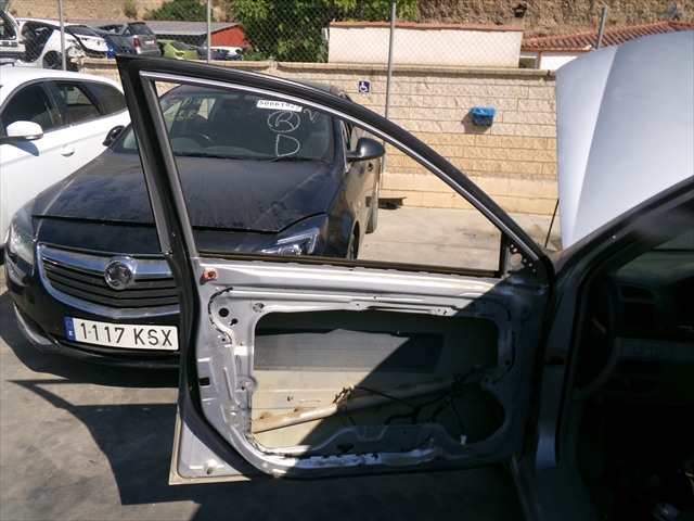 Foto 2ª: Puerta Delantera Izquierda Kia Cerato 2.0 CRDI 2004-2009 [D4EA] (2005)