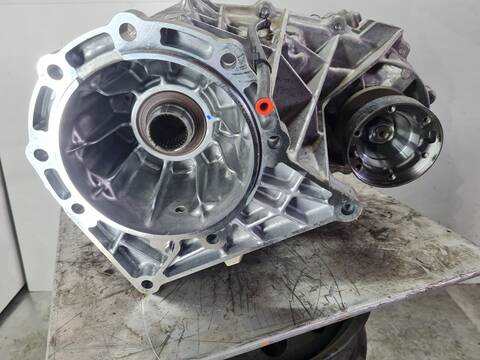 Foto 3ª: Caja Transfer Ford Ranger DOBLE CABINA 4X4 XLT LIMITED 170CV 125KW [BC2X] (2022)
