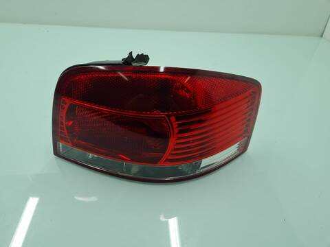 Piloto Trasero Derecho Audi A3 2.0 TDI AMBIENTE DPF) 125KW) 170CV
