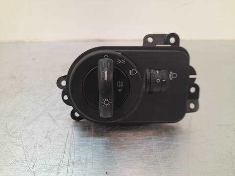 Mando Luces Ford Fiesta AMBIENTE 69CV 51KW